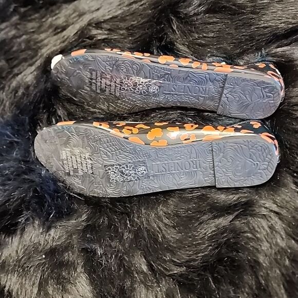 NIB Iron Fist Girls Raw Power Peep Toe Orange Size 7 - Picture 2 of 7